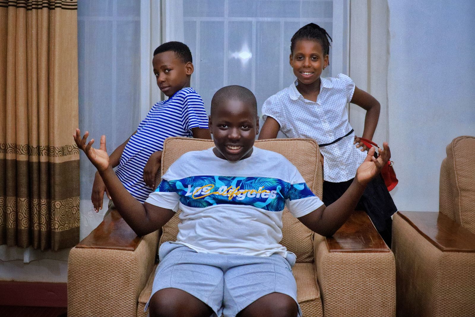 The Kamya family — photograph 46